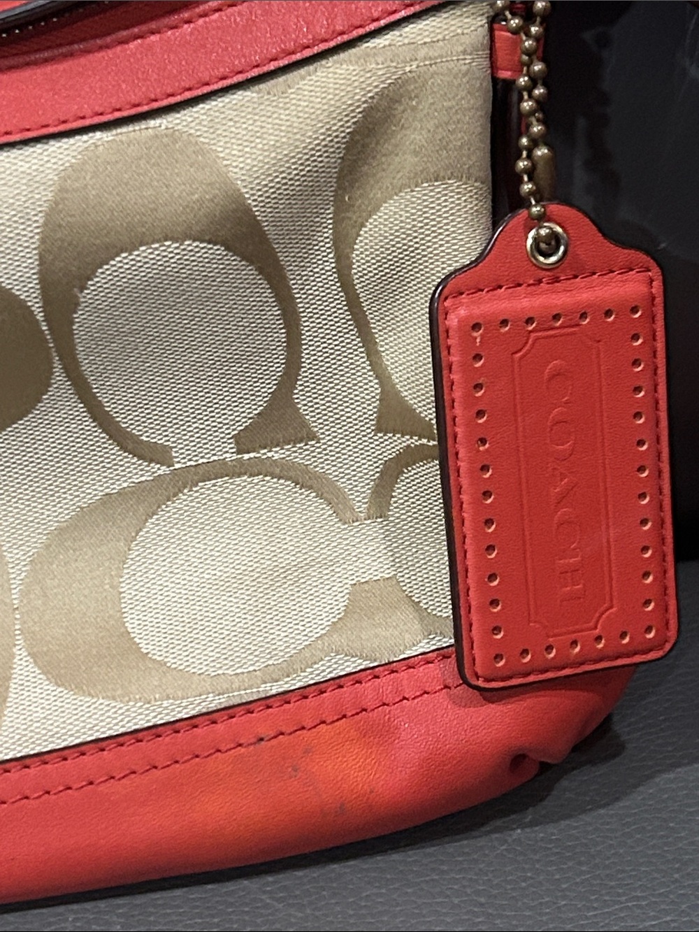 Coach Signature Hobo crossbody bag GUC - Picture 7 of 16